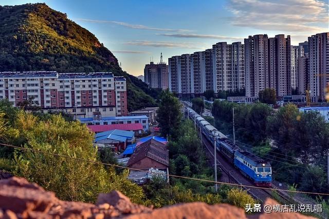 为何河北省承德市如此疯狂造城，昂贵的承德房价与承德市城市格局