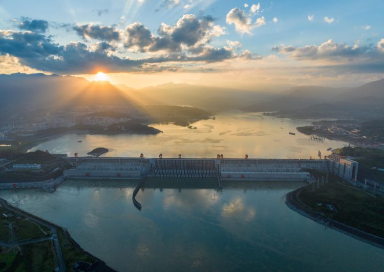 #（经济）三峡电站投产发电20年累计发出清洁电能超16000亿千瓦时