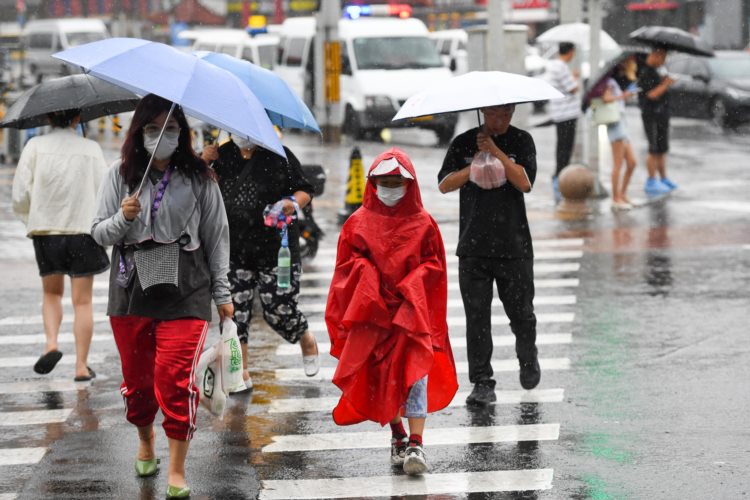 北京：227条公交线路受降雨影响采取停驶等措施