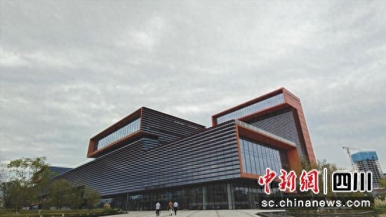 聚焦金融全产业链西部金融创新中心全面建成