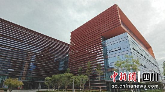 聚焦金融全产业链西部金融创新中心全面建成