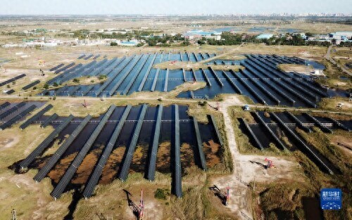 中国石油首个水面光伏电站为大庆油田清洁充电