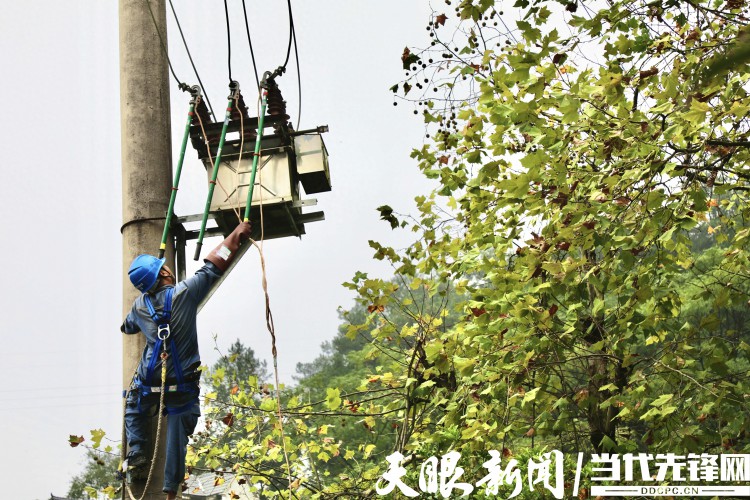 三穗供电局：节前检查除隐患确保双节用电保障