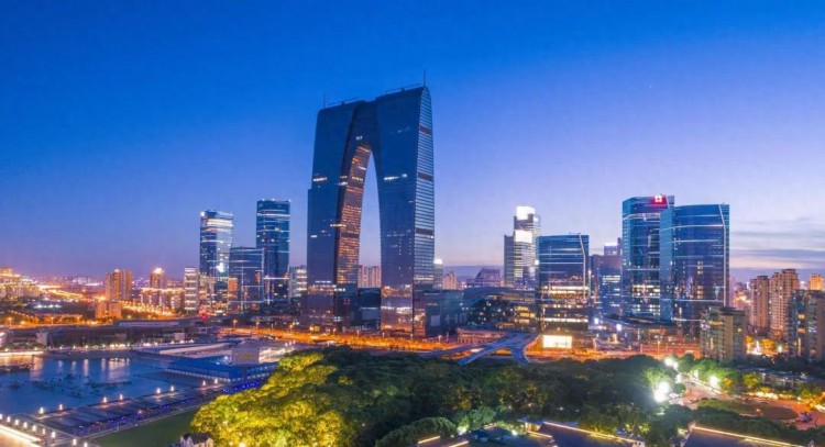 中国最牛的地级市GDP2.4万亿碾压直辖市如今升为特大城市