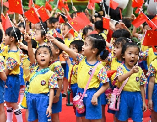 调查显示：超半数广东人希望生二孩