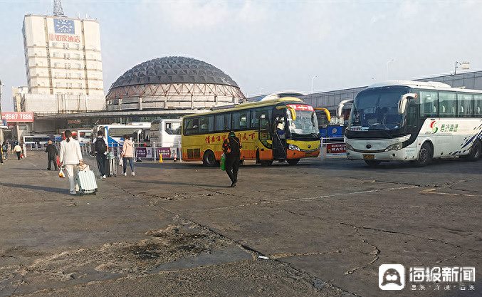 坐客车的人越来越少了长途汽车客运将开往何处